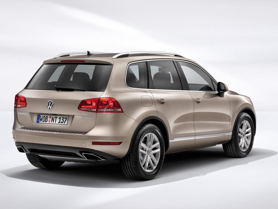  Volkswagen Touareg Hybrid 2010 года  (фото 4 из 17)